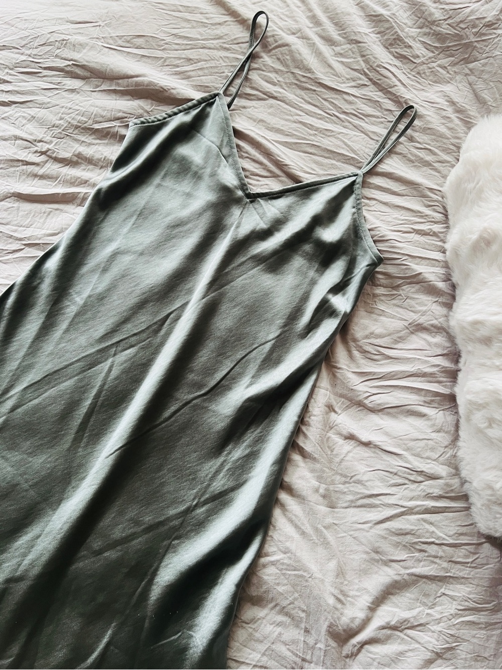 GAP Midi/Maxi Satin Slip V-Neck Dress in Seafoam Green - Size XXS